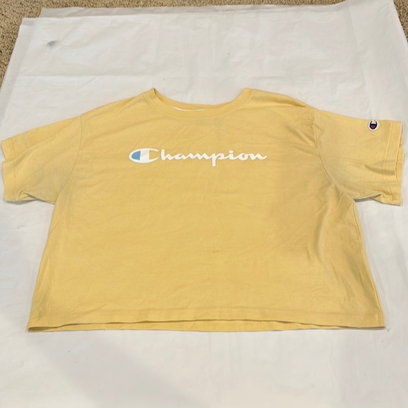 Champion Tops - Champion Women’s Crop Top Athletic Shirt Size Large